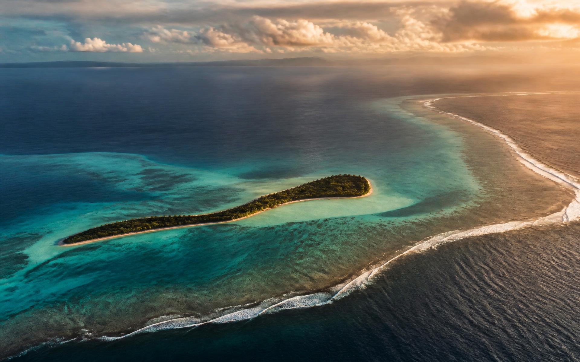 Littoral de Tahiti vu depuis les hauteurs